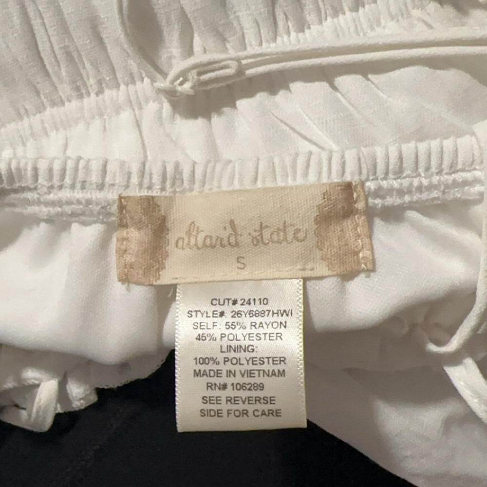 Altars state white dress size small